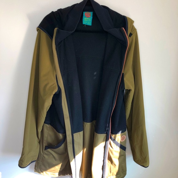 WW Track Jacket - Picture 2 of 8